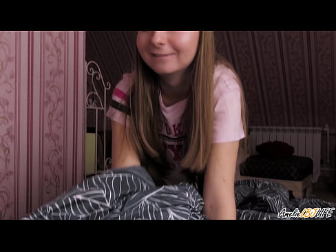 ❤️ Blondie Terda l-BFF tagħha Profondament u Gets Cum F'Ħalqha ❤️ Super sess fil-porn mt.xlxxporno.ru ️❤